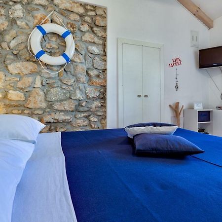 Apartments Nautica, מאלי לוסיניי מראה חיצוני תמונה