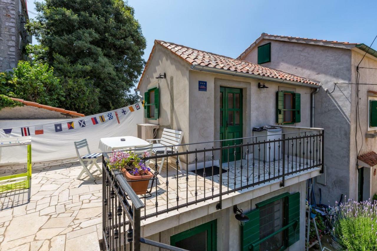 Apartments Nautica, מאלי לוסיניי מראה חיצוני תמונה