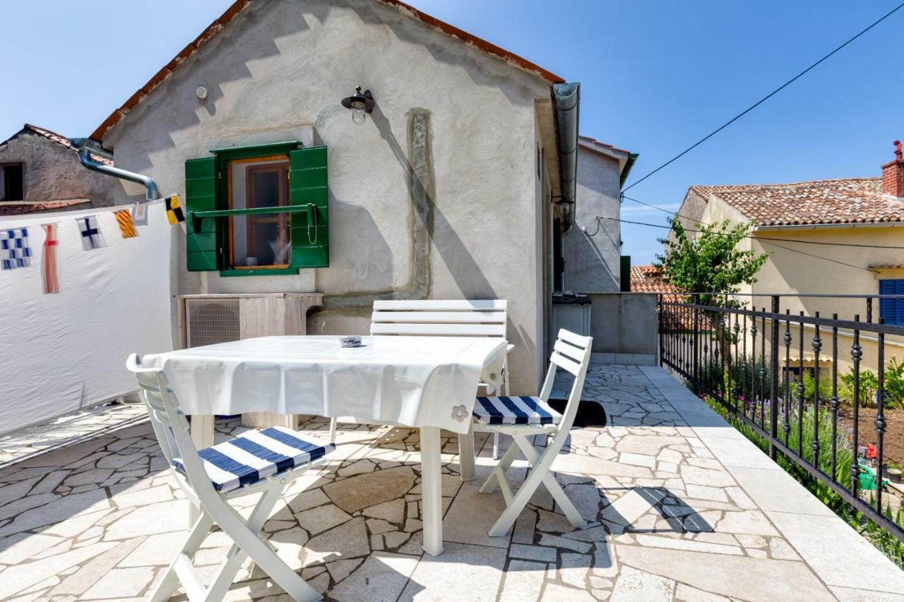 Apartments Nautica, מאלי לוסיניי מראה חיצוני תמונה