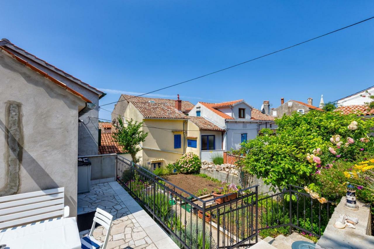 Apartments Nautica, מאלי לוסיניי מראה חיצוני תמונה