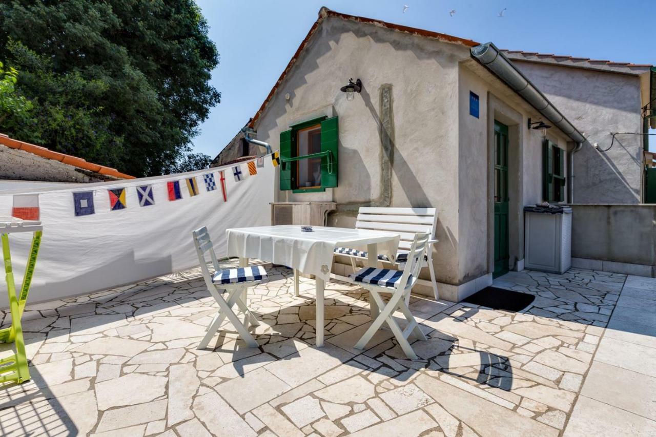 Apartments Nautica, מאלי לוסיניי מראה חיצוני תמונה